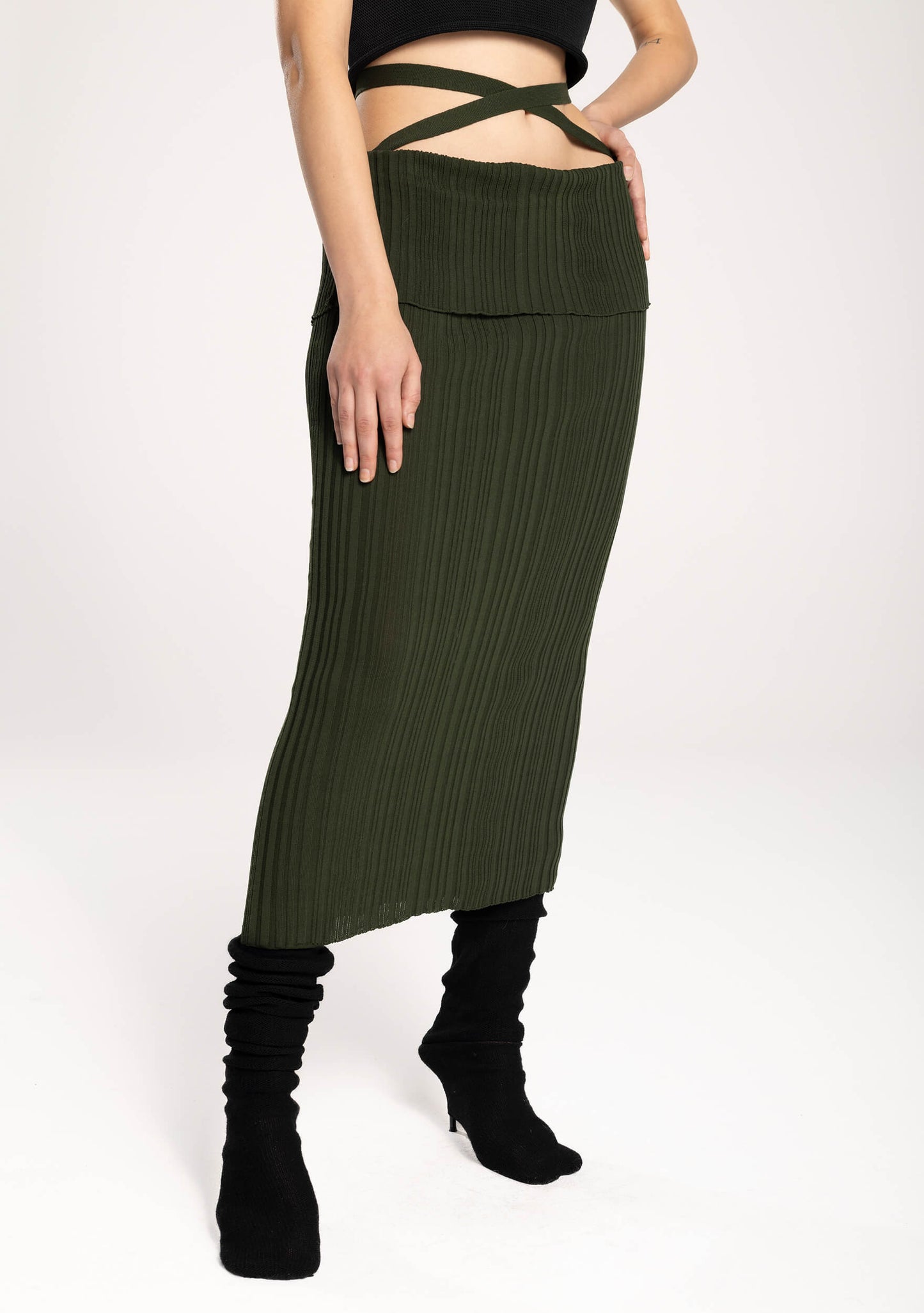 Aimala - cotton - skirt - moss green - cose up