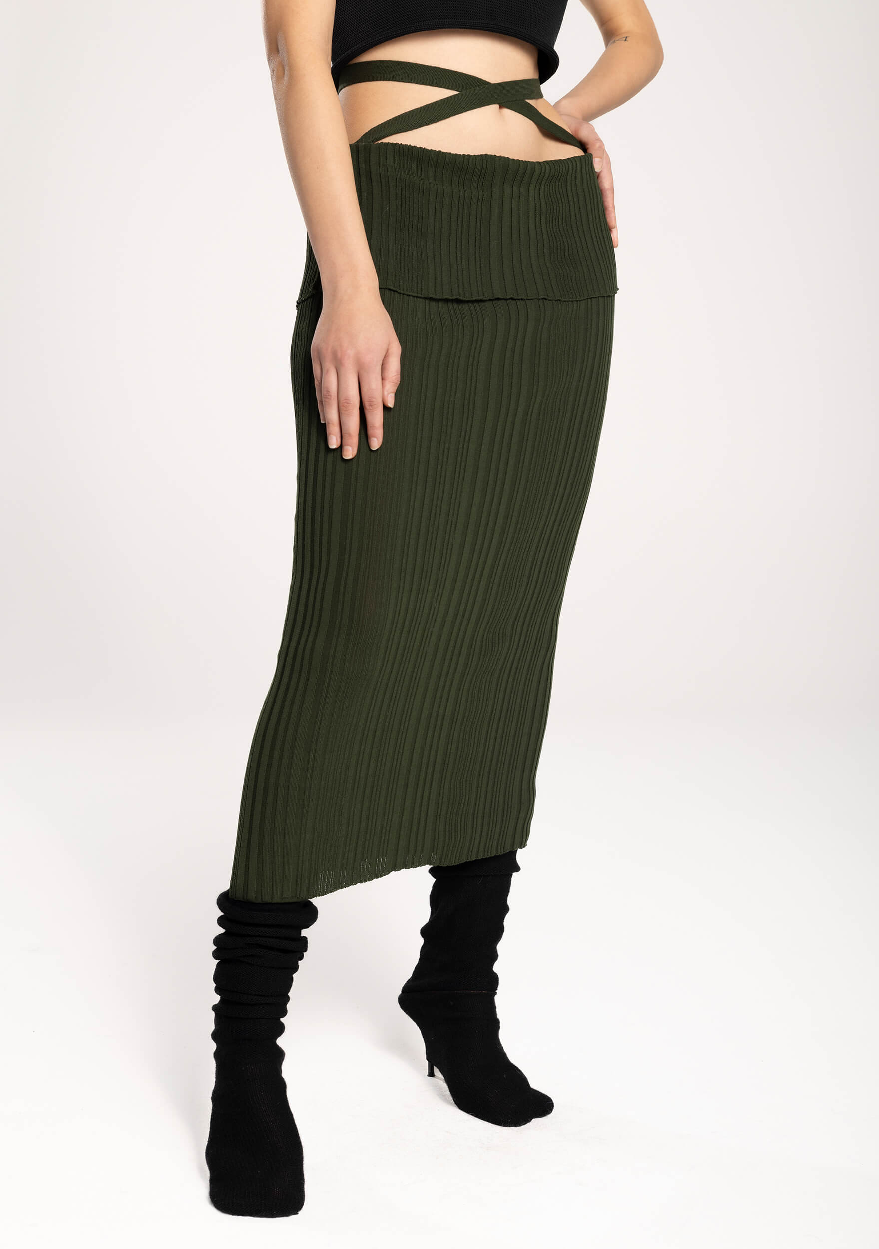 Aimala - cotton - skirt - moss green - cose up