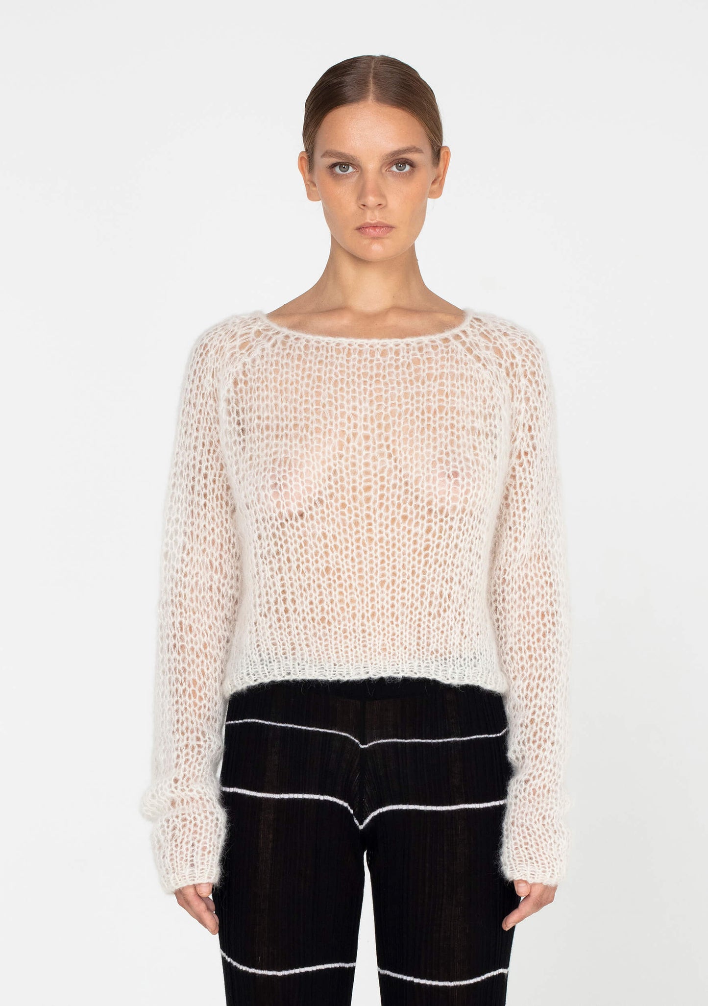 roybon-alpaca-pullover-white -open knit-front detail