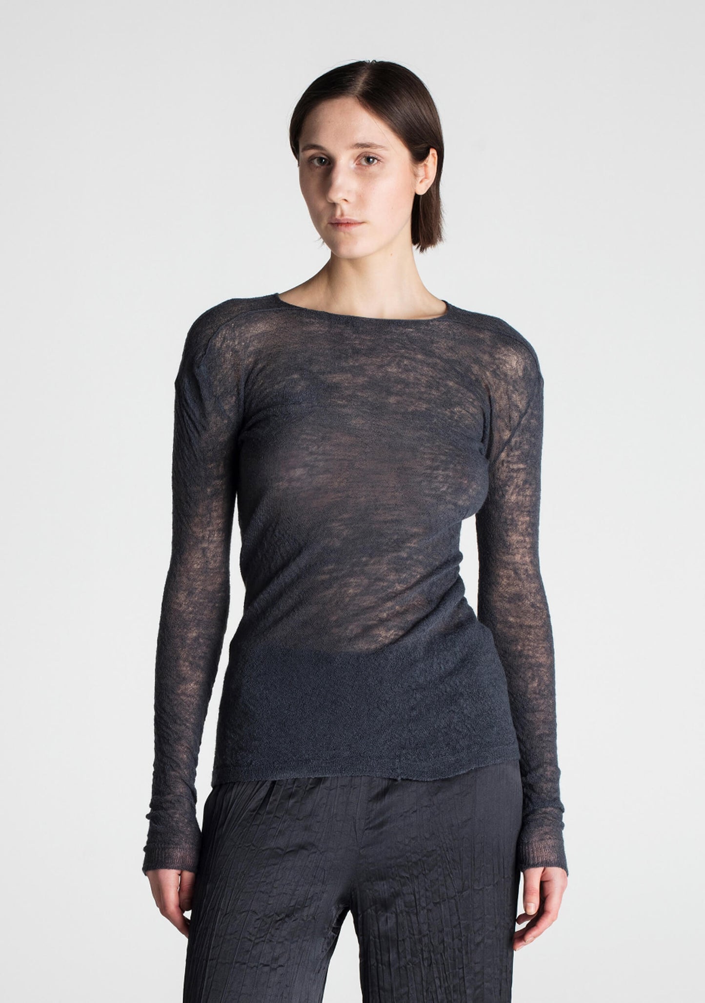 second skin -wool-jumper-grey