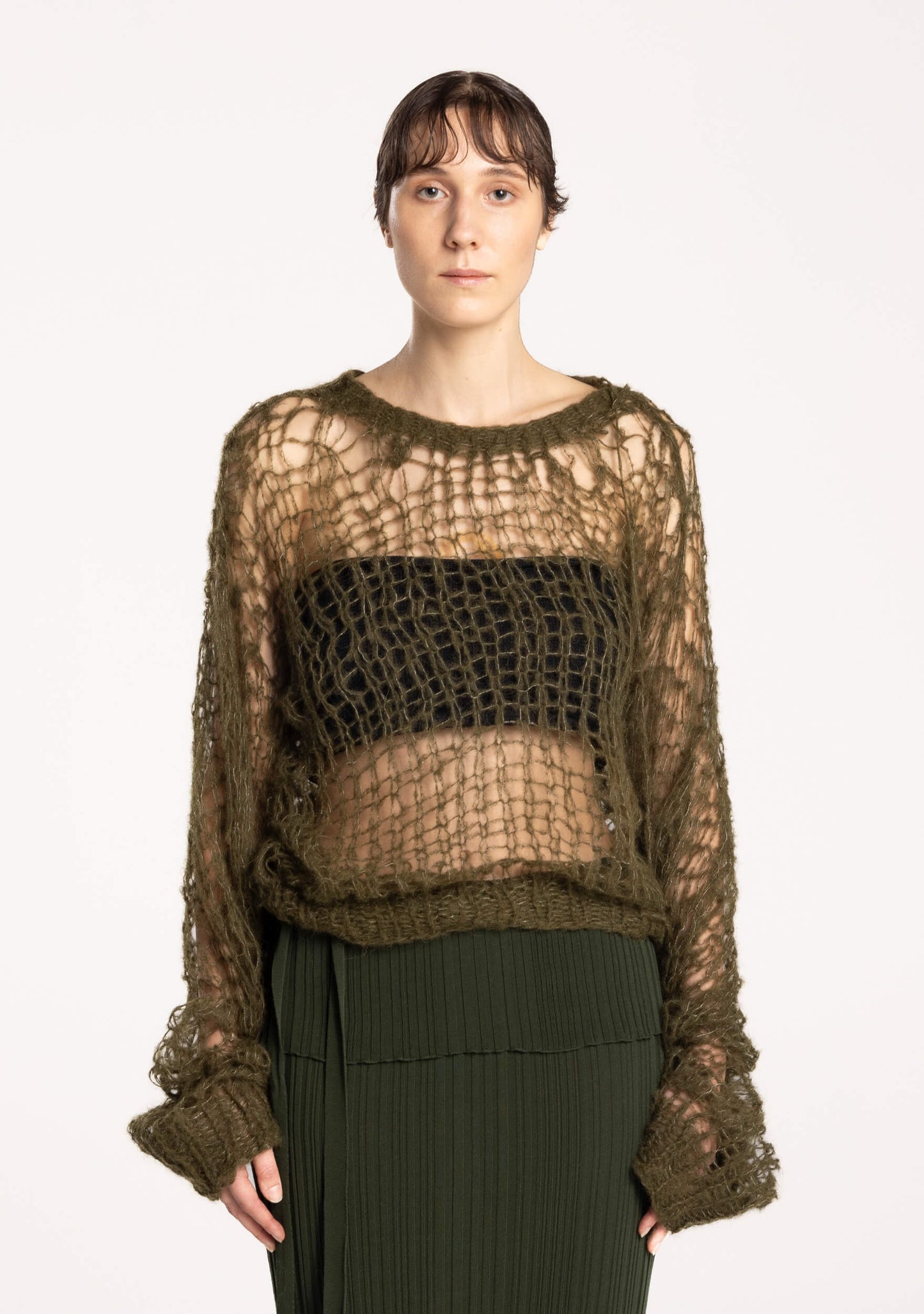 barbate - alpaca-open kin-pullover-moss green - front